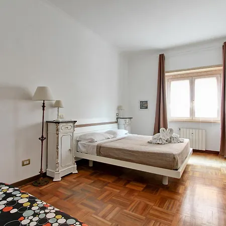 Elle House * Rome