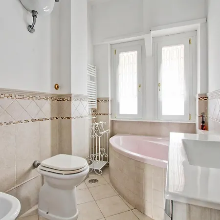 Elle House Rome
