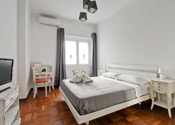 Elle House Apartament *