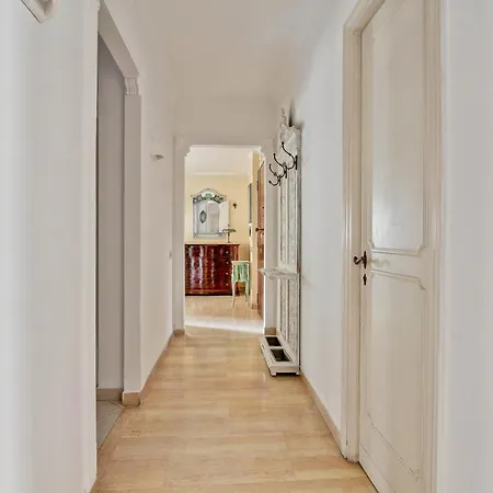 Elle House Řím