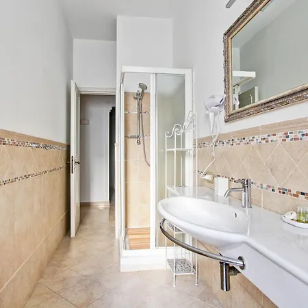 Elle House Apartment *